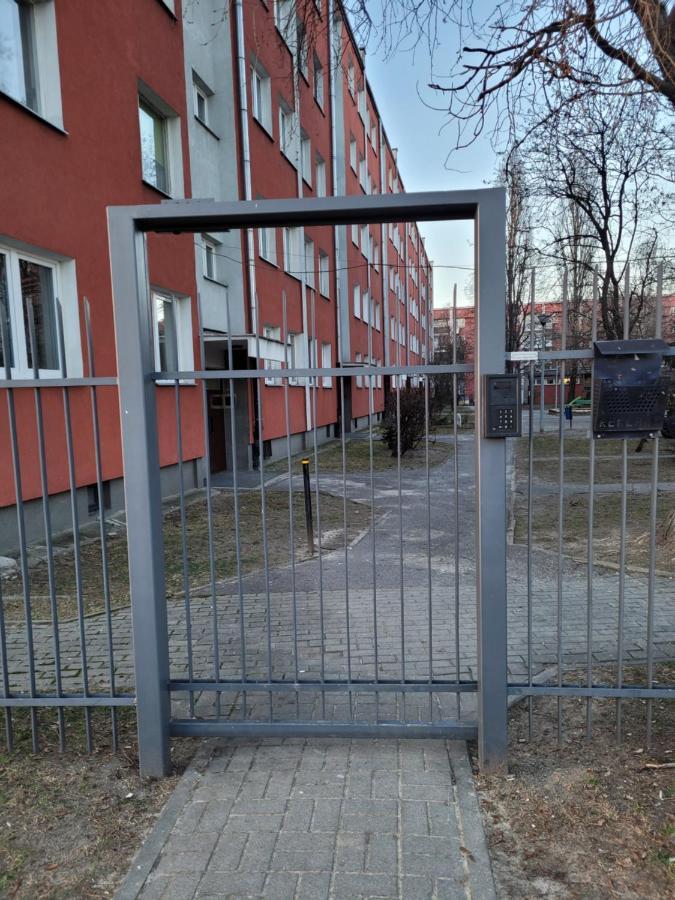 Filmowy Zoliborz Apartment Warsaw Exterior photo